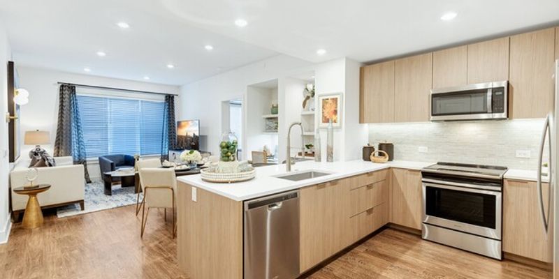 Houston Apartment: 1398 Dunlavy St