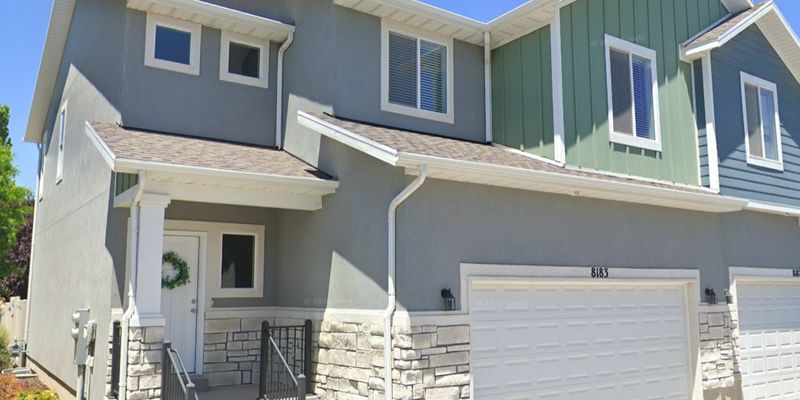 Eagle Mountain House: 8183 N St Cecilia St