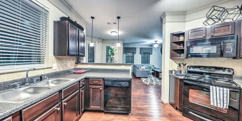 Katy Apartment: 24498 Roesner Rd