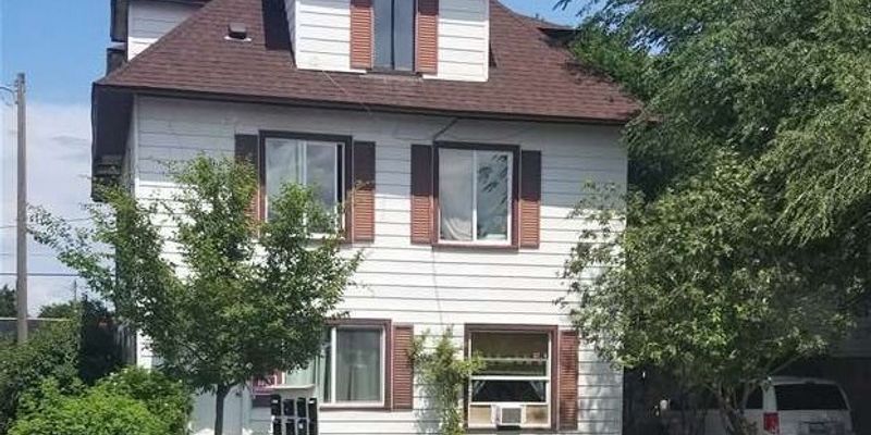Spokane Apartment: 3011 E Queen Ave