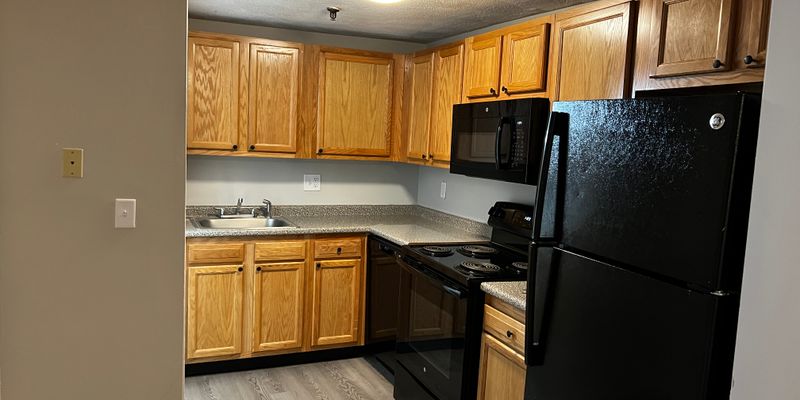 Marlborough Apartment: 85 Broad St