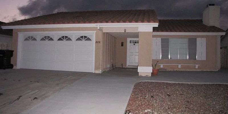 San Diego House: 10274 Kamwood Pl