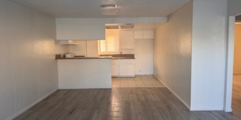 Apple Valley Apartment: 21601 Powhatan Rd