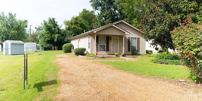 Nashville House: 1703 Sharpe Ave