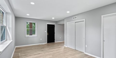 5636 Purdue Avenue_13.jpg