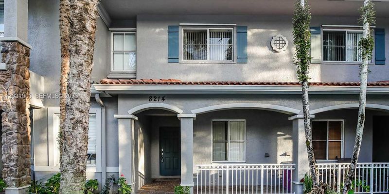Miramar Townhome: 8214 SW 29th St