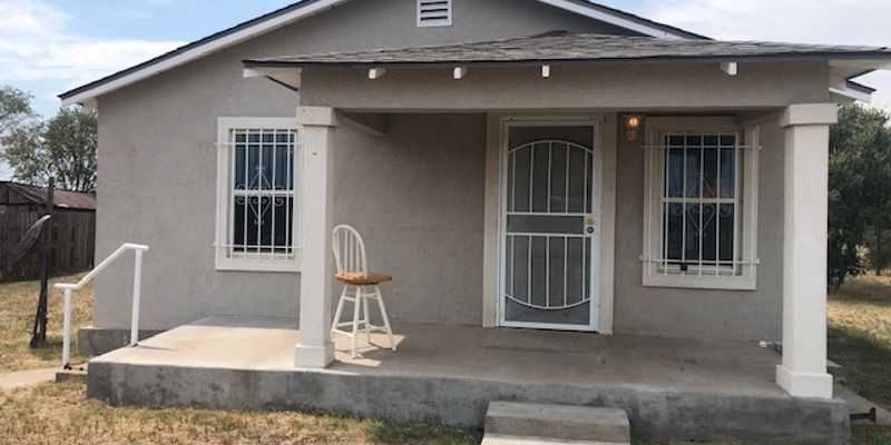 Amarillo House: 405 N Adams St