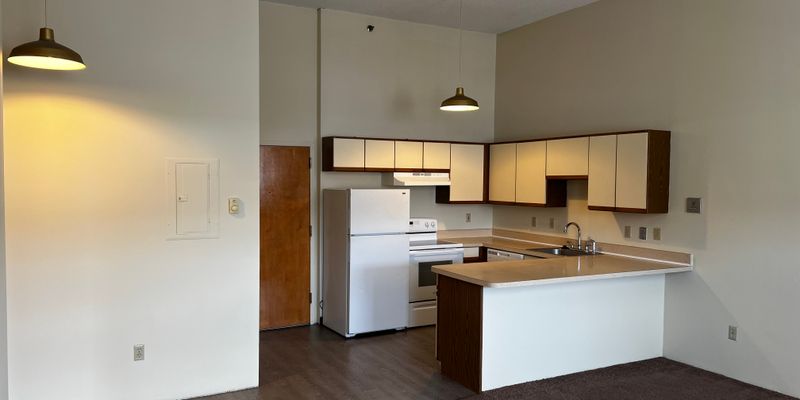 Fitchburg Apartment: 11 Willow St