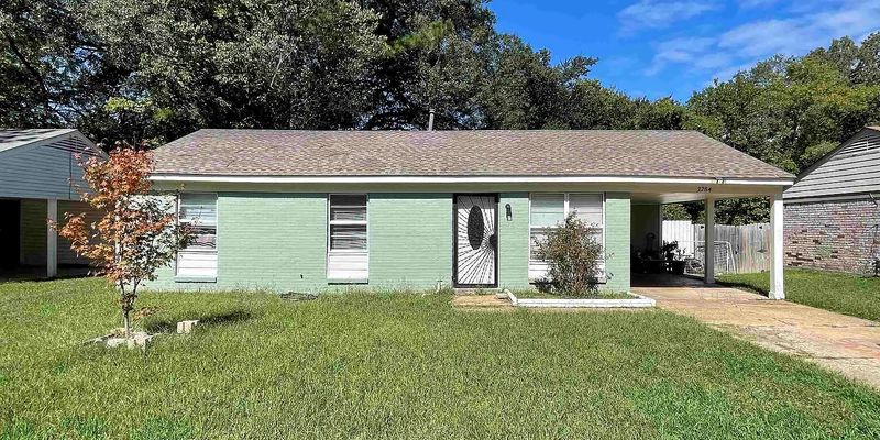 Memphis House: 3284 Valley Stream Cv