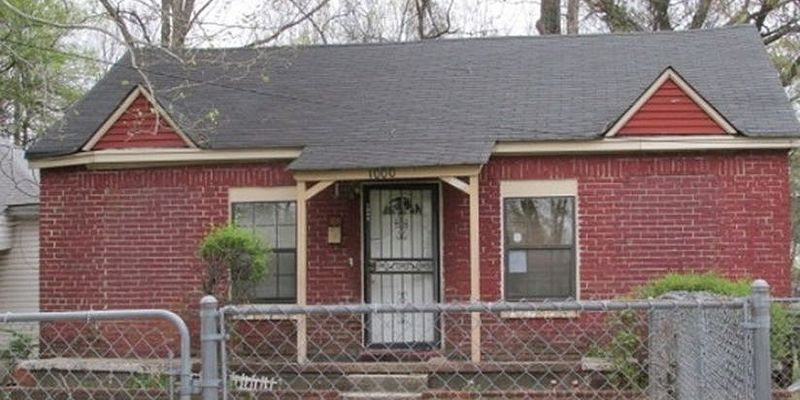 Memphis House: 1000 North Dunlap Street