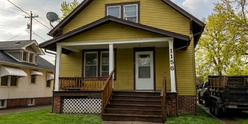 Galesburg House: 1156 E Losey St