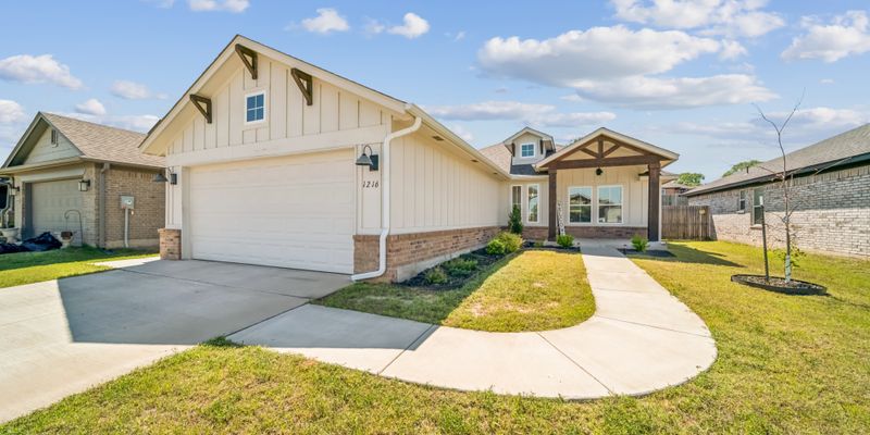 Stillwater House: 1216 Autry St