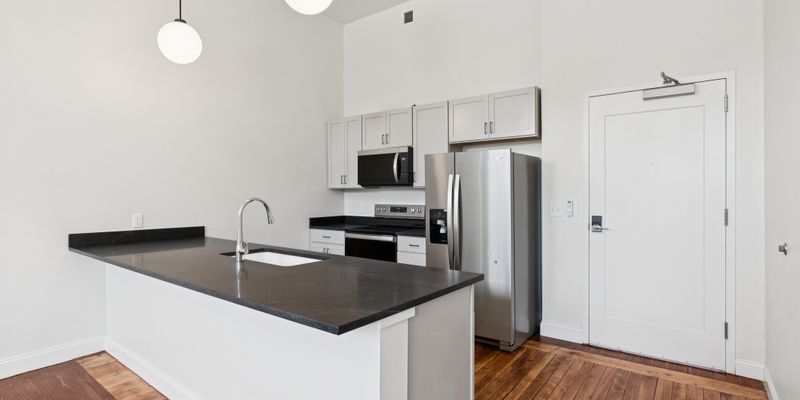 Biddeford Apartment: 129 Main St.