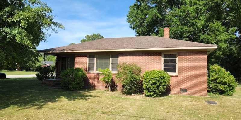Rock Hill House: 1324 Mount Gallant Road