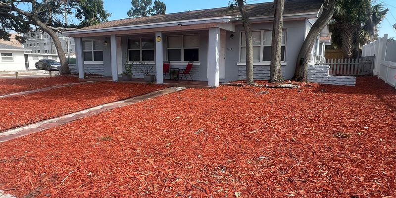 Clearwater House: 1235 Grove St