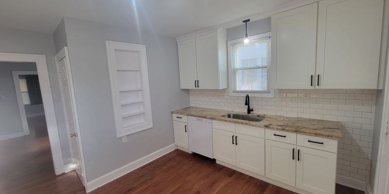 Columbus Townhome: 37 North Chase Avenue