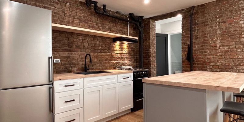 Brooklyn Apartment: 56 Herbert St