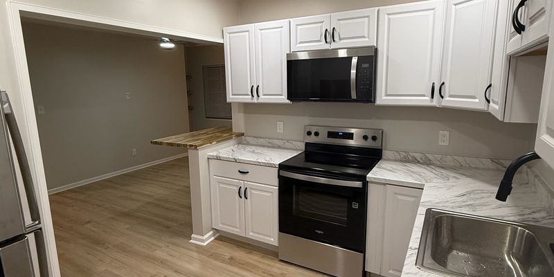 Orlando House: 627 Shady Lane Drive