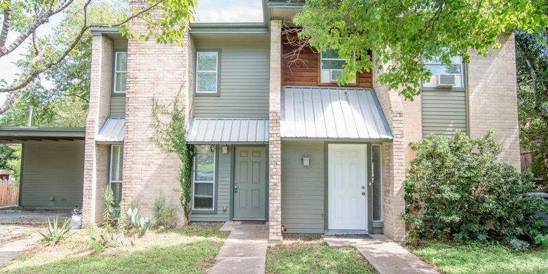 Austin House: 1906 Woodland Ave