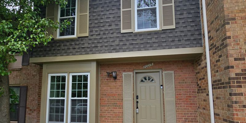 Gaithersburg House: 20015 Lumaryn Pl