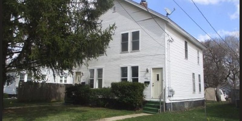 Ottawa Apartment: 1620 Sycamore St