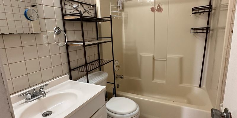 West Palm Beach Apartment: 4600 Kelmar Dr