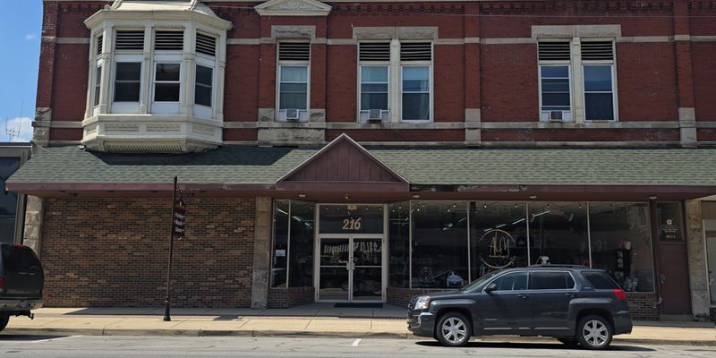 Ligonier Apartment: 216 S Cavin St
