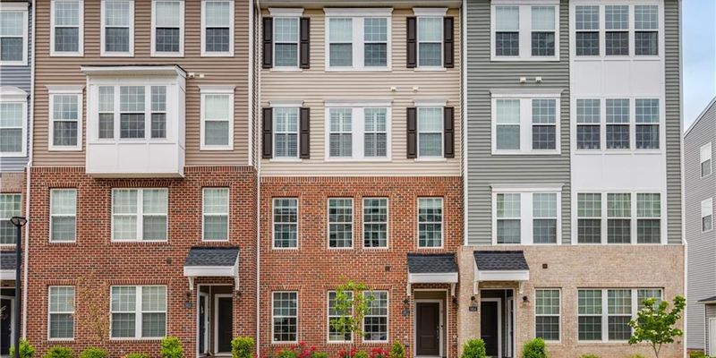 Richmond Townhome: 5924 Whitehurst Ln