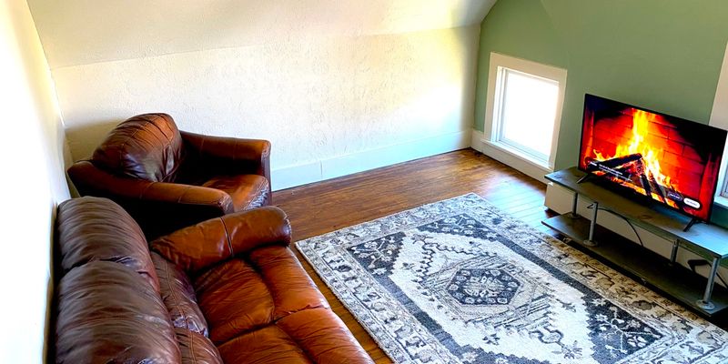 Akron Apartment: 545 E Buchtel Ave, Akron, OH 44304