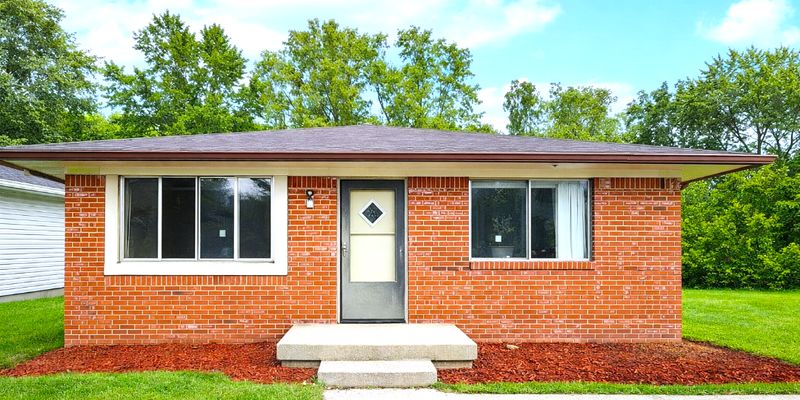 Indianapolis House: 4838 W Troy Ave