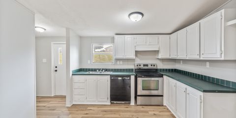 20 Conner Hogan Lane-24.jpg