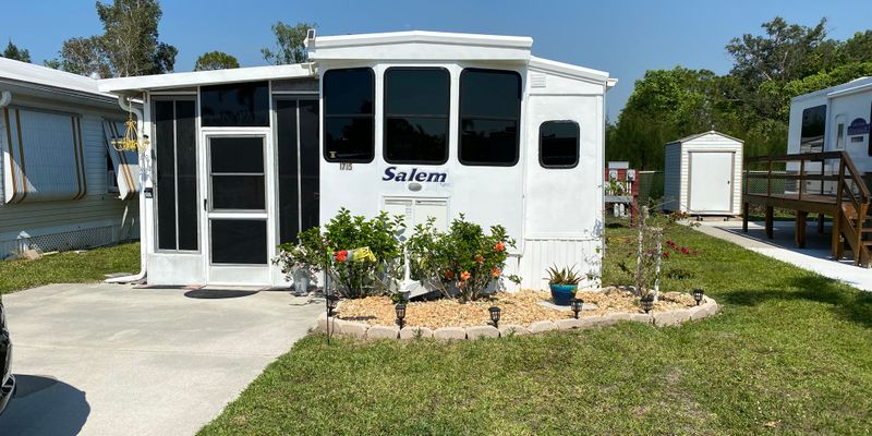 Punta Gorda House: 1715 E Manatee Loop