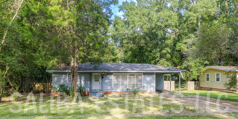 Jackson House: 3173 Oak Forest Dr