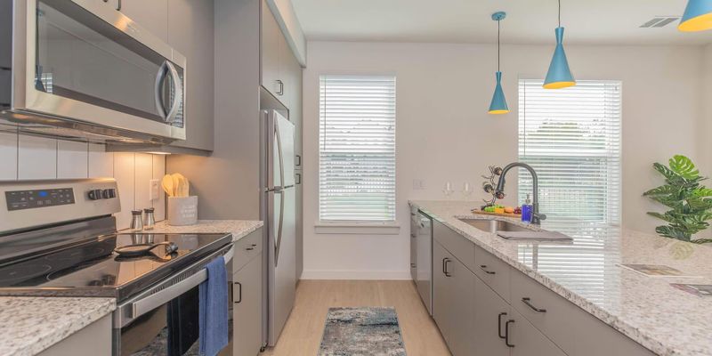 Houston Apartment: 13401 Anagnost Rd