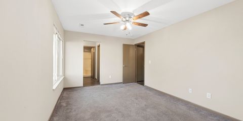 18-web-or-mls-1040-university-dr-12.jpg