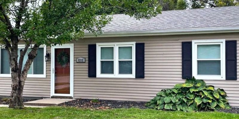 Council Bluffs House: 4212 Jewel St