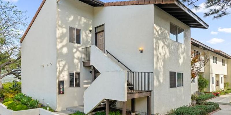 Santa Barbara House: 1070 Miramonte Dr