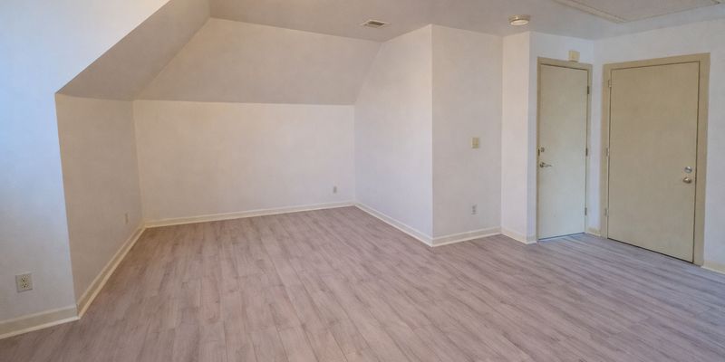 Pittsburgh Apartment: 112 North Fairmount Street