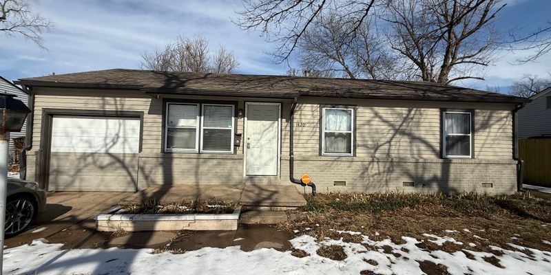 Wichita House: 1420 E 31st St S
