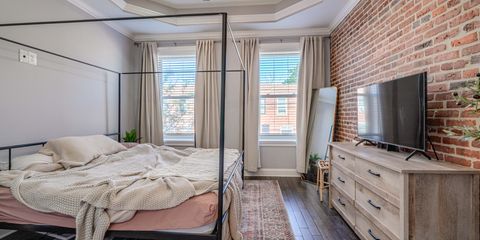 631 Eaton (27).jpg