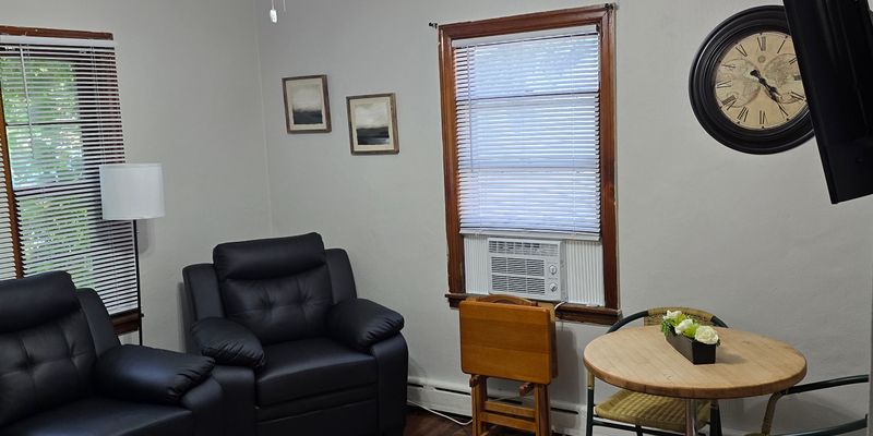 Champaign Apartment: 310 Cottage Ct