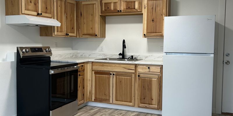 Anchorage Apartment: 1710 Muldoon Cir