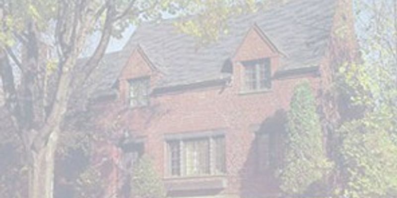 Hollywood House: 430 S Park Rd