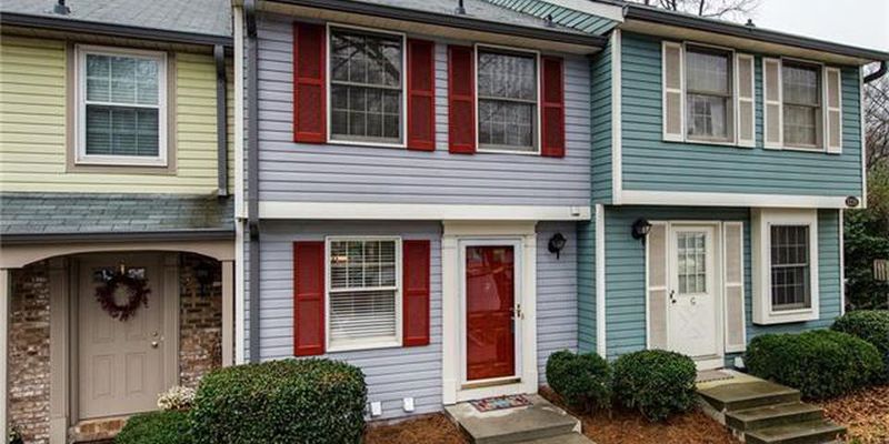 Charlotte House: 1231 Scaleybark Rd, Apt F
