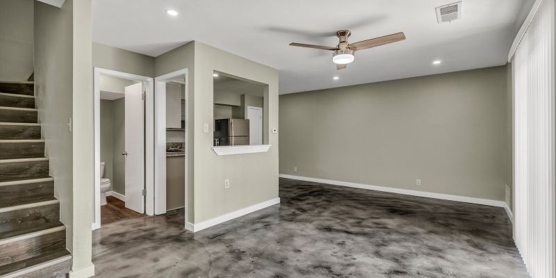 Austin House: 2808 Skyway Cir #101