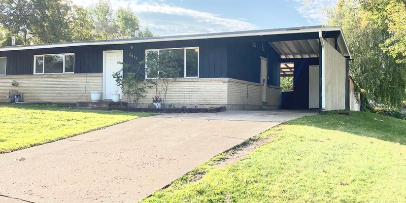 Roy House: 2095 W 5900 S