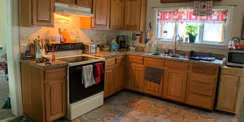 Rochester House: 447 Hawley St