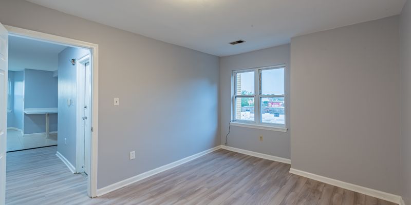 Pittsburgh Apartment: 104 N Graham