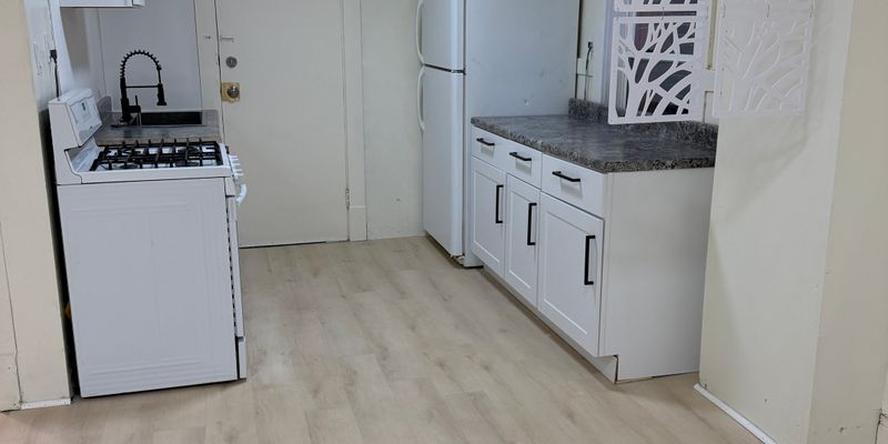 Buffalo Apartment: 89 Abbott Rd