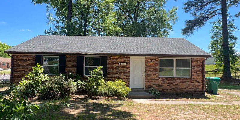Richmond House: 2213 Capp Road